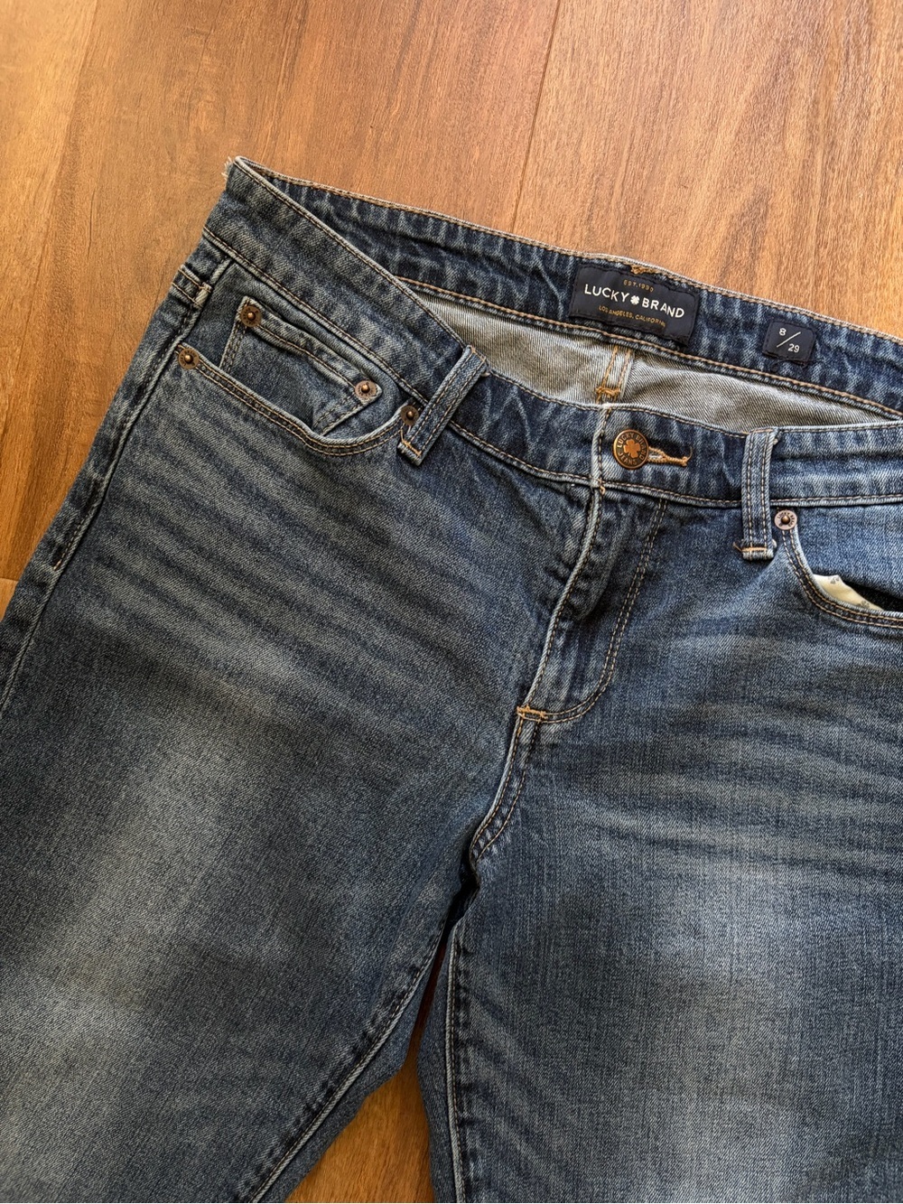 Lucky Brand Sweet Crop Straight Jeans Mid Rise Medium Wash Stretch Denim Casual - Picture 7 of 10